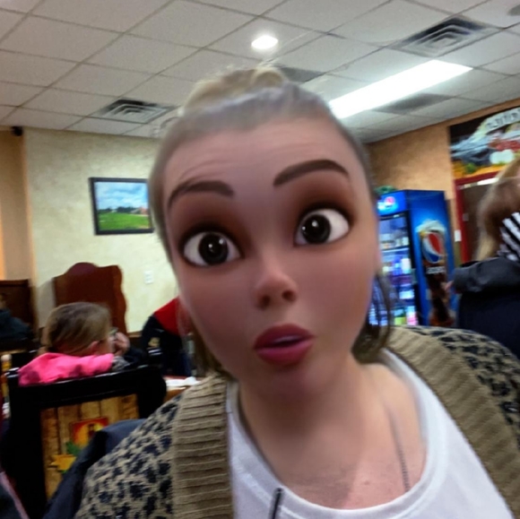 Meet your Posher, Christina - Picture 11 of 11